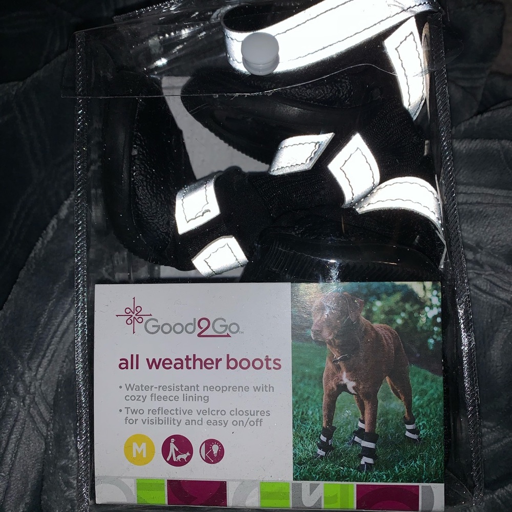 All weather boots for dogs